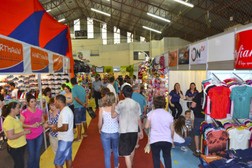 Acint promove a 12ª Expo-Não-Me-Toque