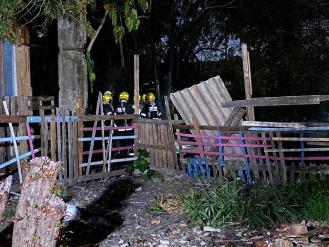 Três crianças morrem durante incêndio em casa na Zona Norte de Porto Alegre