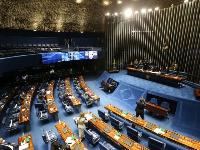 INSS: Senado aprova suspensão da prova de vida até dezembro