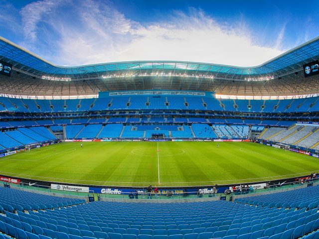 Governo do RS autoriza parcialmente volta de torcedores aos estádios
