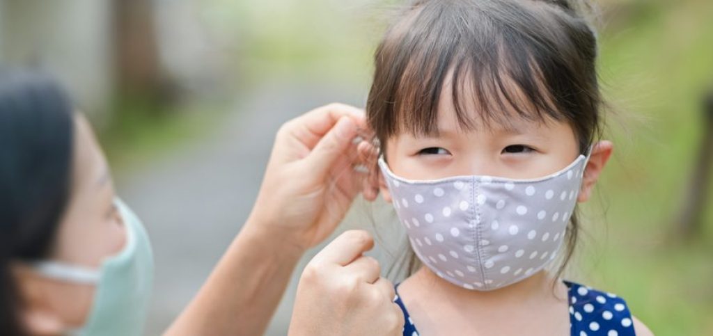 Uso de máscara para crianças até 12 anos deixa de ser protocolo obrigatório