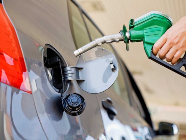 Petrobrás reduz a partir de hoje valor da gasolina para as distribuidoras