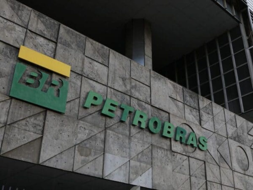 Ministério Público pede que Tribunal de Contas da União investigue interferência de Bolsonaro na Petrobras