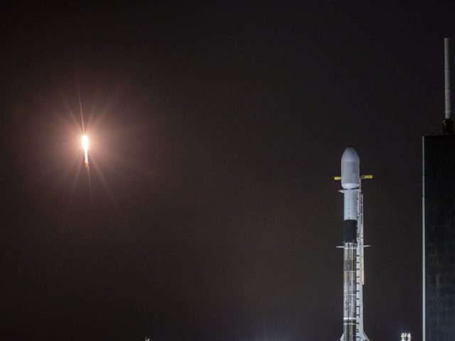 SpaceX vai lançar dois satélites brasileiros nesta quarta