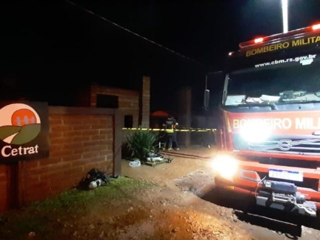 Incêndio no Cetrat de Carazinho resulta em 11 mortos