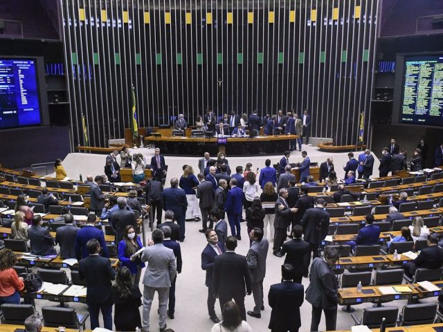 Congresso derruba veto às leis Aldir Blanc e Paulo Gustavo